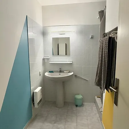 L'alouette L Grande Maison Familiale & Paisible Au Coeur De St Pierre De Trivisy بيت للعطل