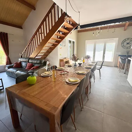 بيت للعطل L'alouette L Grande Maison Familiale & Paisible Au Coeur De St Pierre De Trivisy Saint-Pierre-de-Trivisy