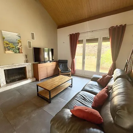L'alouette L Grande Maison Familiale & Paisible Au Coeur De St Pierre De Trivisy بيت للعطل