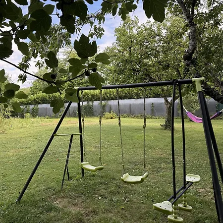 بيت للعطل L'alouette L Grande Maison Familiale & Paisible Au Coeur De St Pierre De Trivisy Saint-Pierre-de-Trivisy